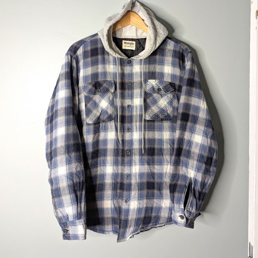 Wrangler Authentics Blue Plaid Flannel Button Up Quilte Jacket Shacket Size L